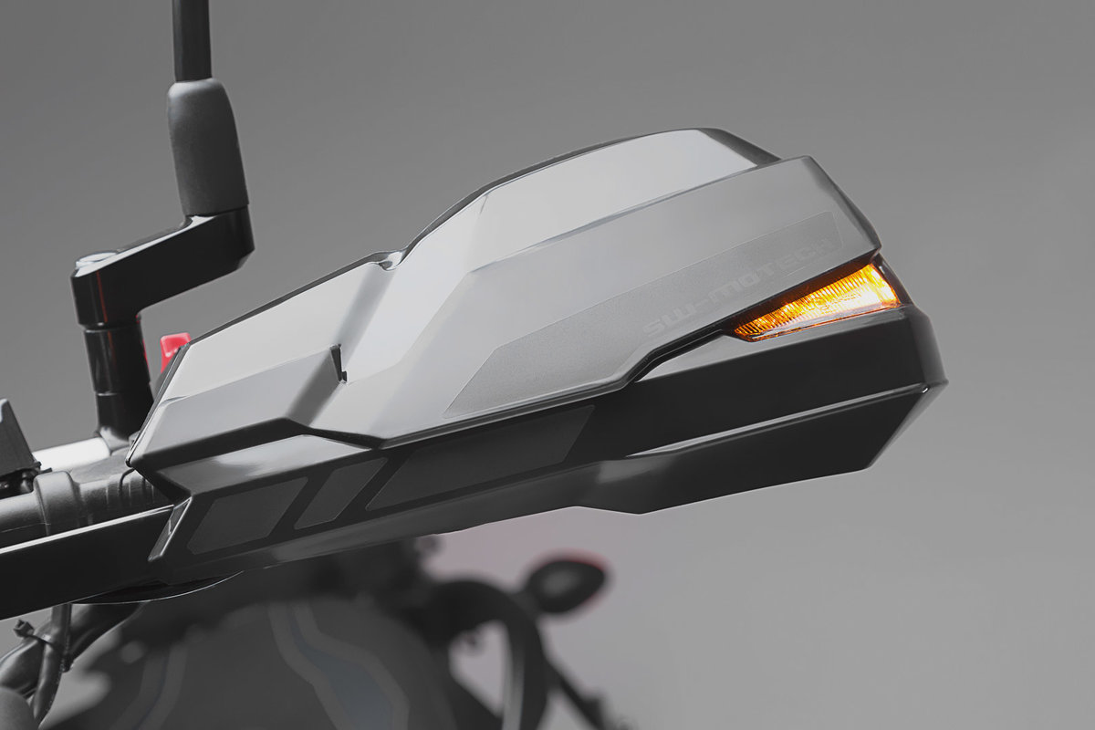 SW-Motech Kit de 2 Clignotants LED pour Protège-Mains KOBRA